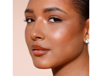 Young Blood Eye Primer Stay Put Primer - 1,7 g.